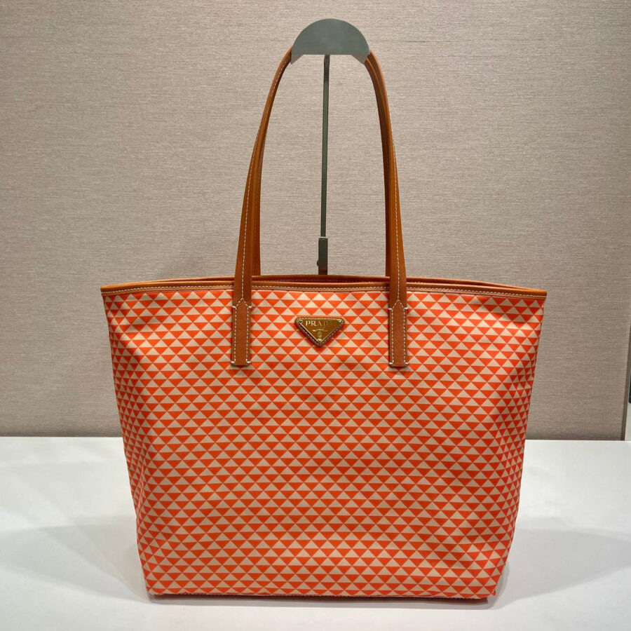 Designer Tote white bag – front view