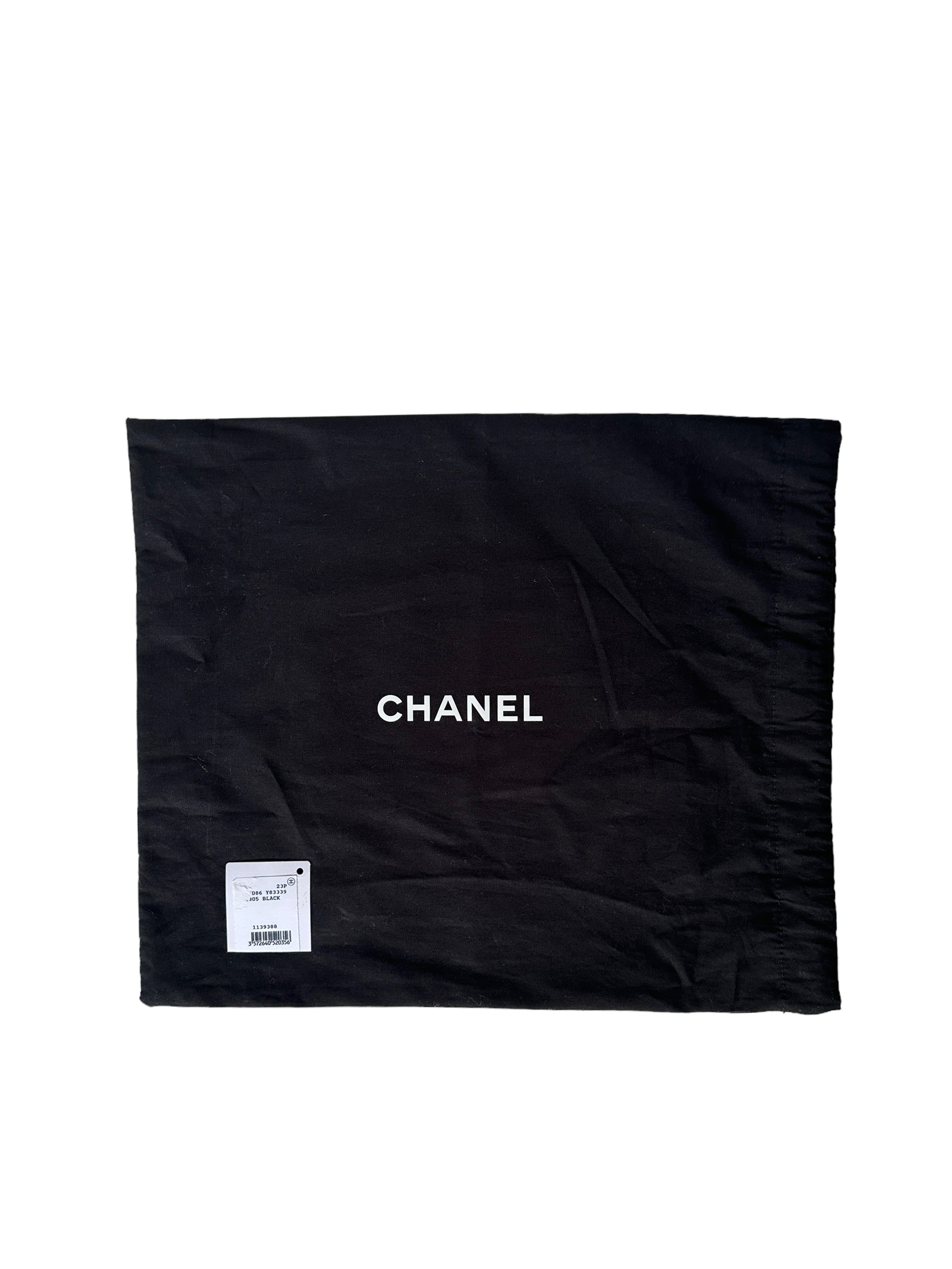 New Black Caviar Daily Use Bag Leather Quilted Medium