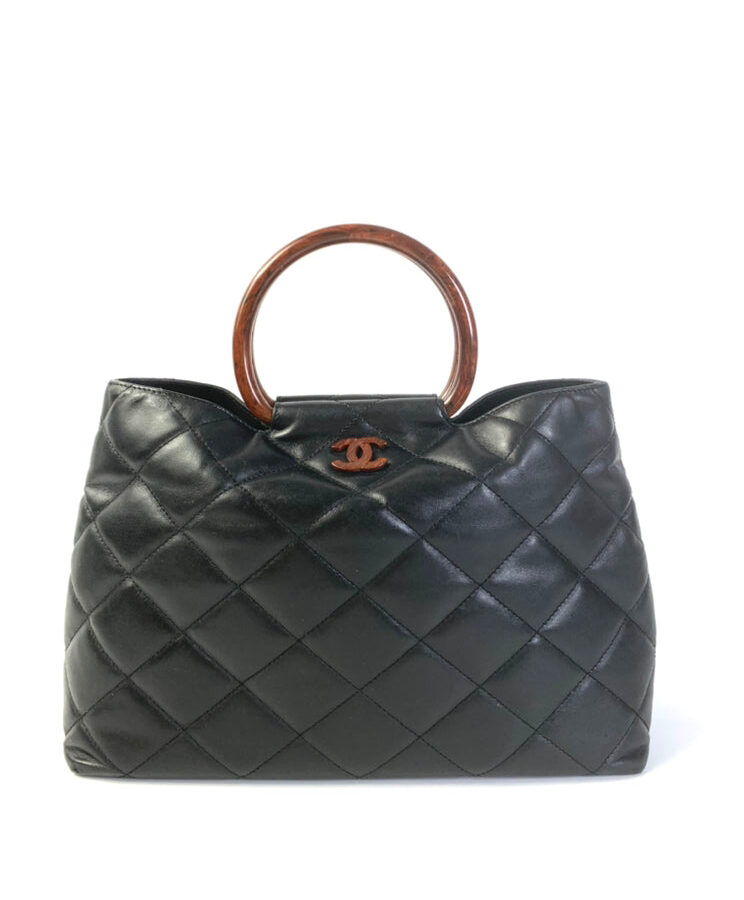 Chanel handbag black – front view